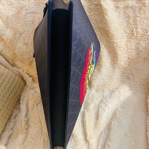 Gucci men’s Clutch bag - Picture 3 of 9